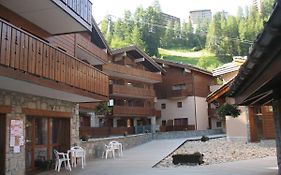 Lagrange Vacances Les Chalets Edelweiss